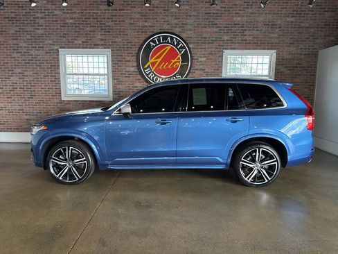 Used 2019 Volvo XC90 T5 R-Design image 16
