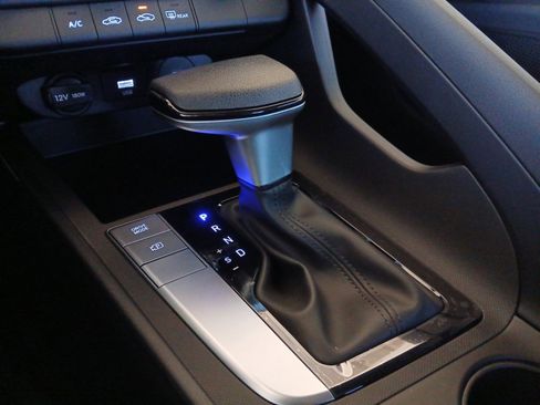 New 2026 Hyundai Elantra SE image 18