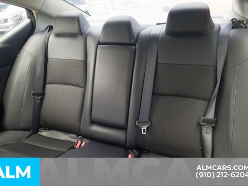 Used 2024 Nissan Altima 2.5 SR FWD image 17