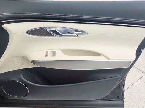 Used 2025 Genesis Electrified GV70 Advanced w/ Prestige Package image 24