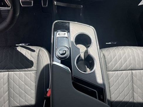 New 2026 Cadillac Lyriq V AWD/4WD image 16