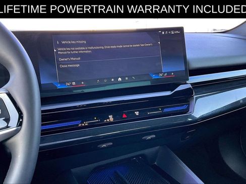 Used 2025 BMW 530i xDrive image 8