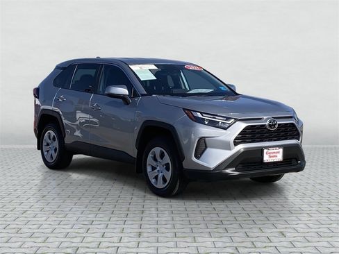 Certified 2025 Toyota RAV4 LE image 10