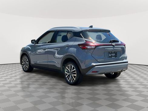 Used 2022 Nissan Kicks SV FWD image 6
