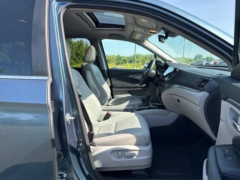 Used 2019 Honda Pilot EX-L image 11