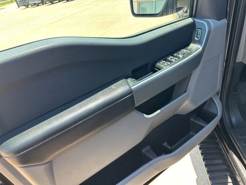 Used 2022 Ford F150 XLT w/ Trailer Tow Package image 6