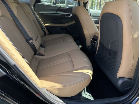 Used 2024 Hyundai Sonata Limited image 17