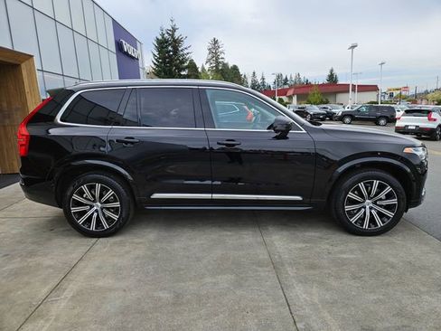 Certified 2025 Volvo XC90 B6 Plus AWD/4WD image 4
