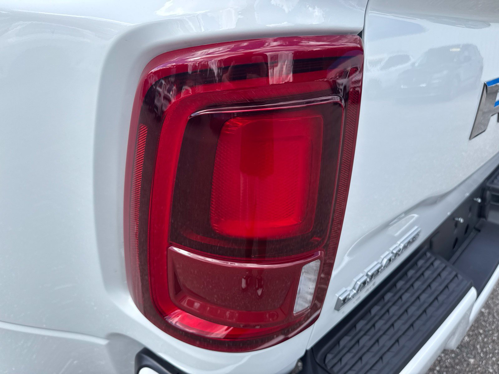 Used 2026 RAM 3500 Laramie AWD/4WD image 11
