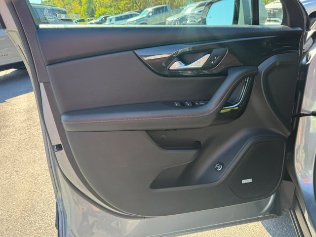 Used 2025 Chevrolet Blazer RS FWD image 13