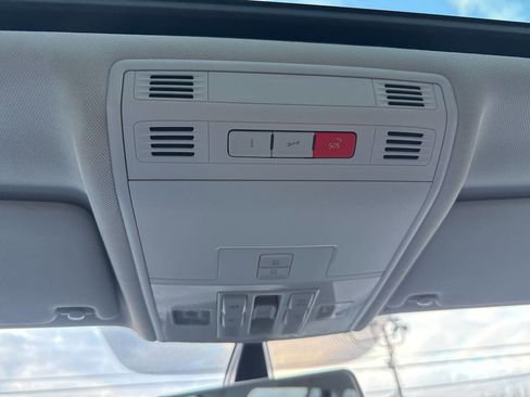 Used 2017 Volkswagen Golf Alltrack SE image 34