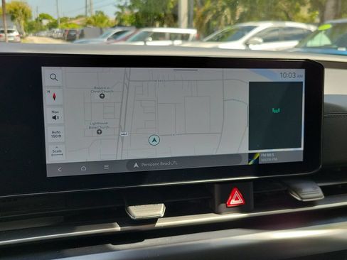 Certified 2025 Kia Carnival FWD image 26