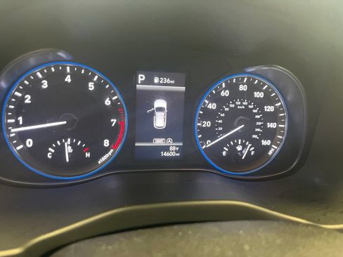 Used 2023 Hyundai Kona SE AWD/4WD image 4