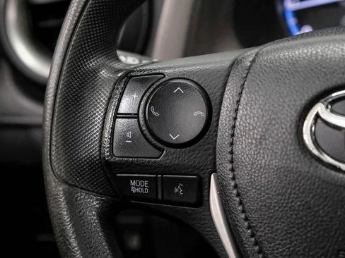 Used 2017 Toyota RAV4 LE FWD image 16