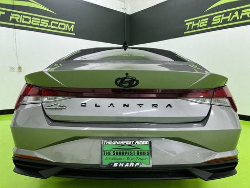 Used 2023 Hyundai Elantra SEL w/ Convenience Package FWD image 8