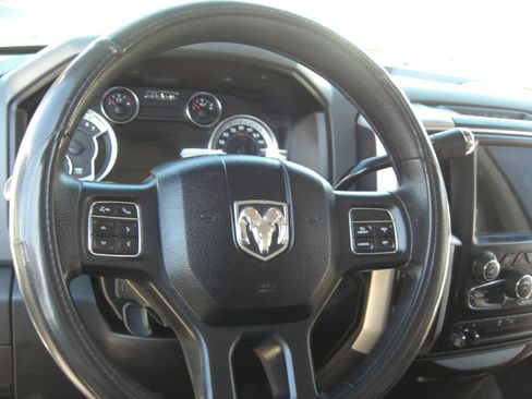 Used 2017 RAM 2500 SLT image 11