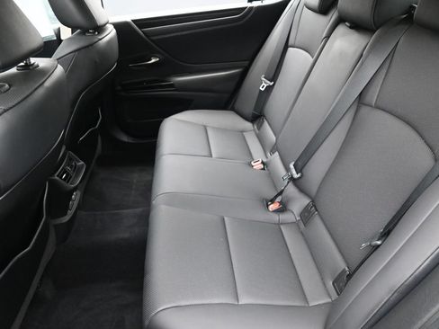 Used 2022 Lexus ES 350 w/ ES 350 Ultra Luxury Package FWD image 17