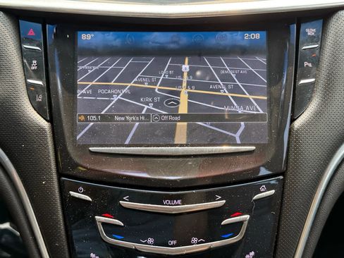 Used 2016 Cadillac XTS Premium image 16