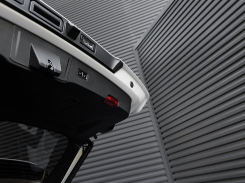 New 2026 Porsche Cayenne Turbo image 32