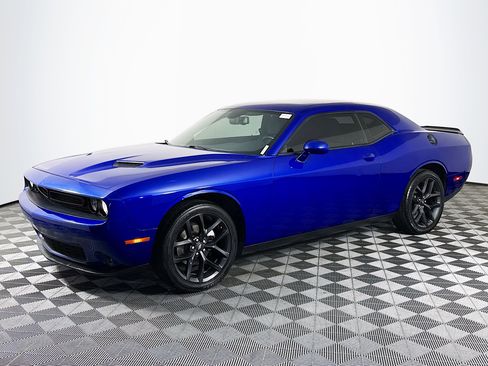 Used 2021 Dodge Challenger SXT w/ Blacktop Package image 4