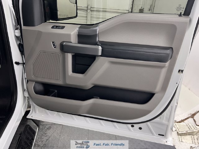 Used 2016 Ford F150 XLT w/ Equipment Group 301A Mid RWD image 42