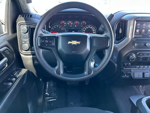 Used 2020 Chevrolet Silverado 2500 Custom w/ Custom Value Package AWD/4WD image 9