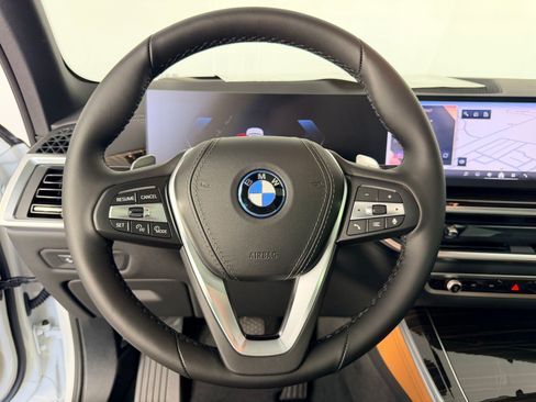 New 2026 BMW X5 xDrive50e AWD/4WD image 11