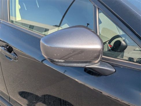 Used 2024 Subaru Crosstrek 2.0i Premium image 12