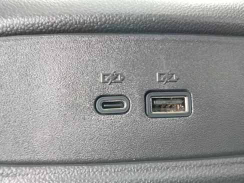 Used 2026 Chevrolet Trax ACTIV w/ Sunroof Package FWD image 12