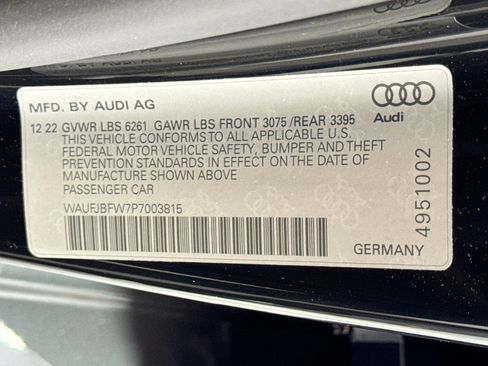 Used 2023 Audi e-tron GT Premium Plus image 28