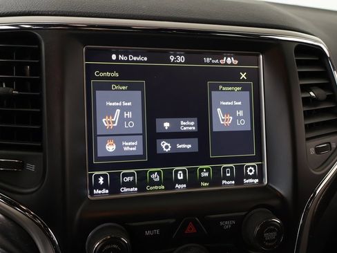 Used 2018 Jeep Grand Cherokee Altitude image 8