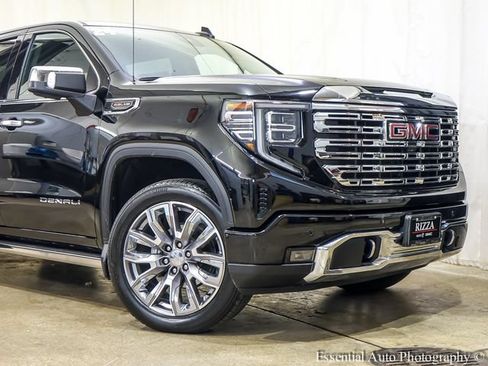 Used 2024 GMC Sierra 1500 Denali w/ Denali Reserve Package AWD/4WD image 3