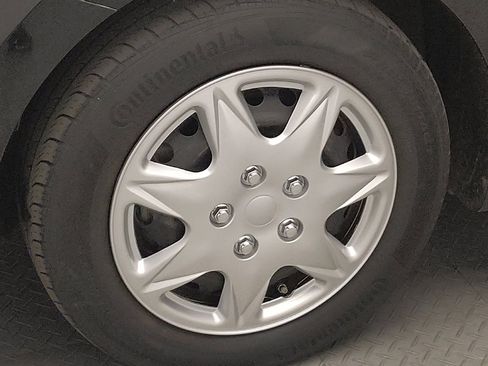 Used 2022 Kia Rio S image 31