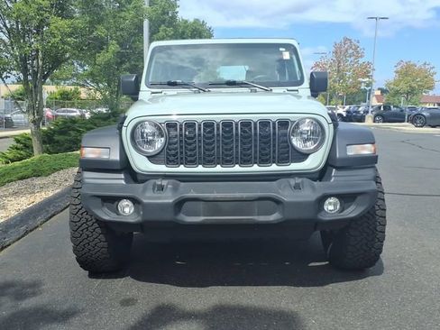 Used 2024 Jeep Wrangler Sport AWD/4WD image 2