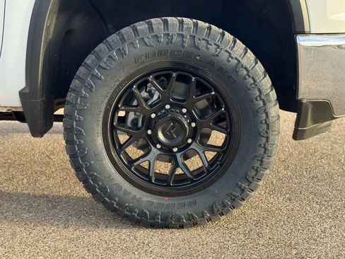 Used 2021 Chevrolet Silverado 2500 LT w/ Fleet Comfort Package image 5