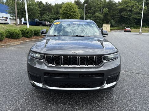 Used 2021 Jeep Grand Cherokee L Limited AWD/4WD image 3