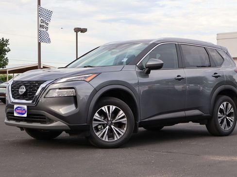 Used 2023 Nissan Rogue SV w/ SV Premium B Package FWD image 17