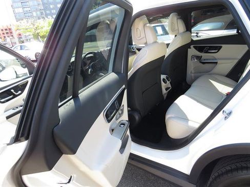 Used 2026 Mercedes-Benz GLC 300 4MATIC image 22