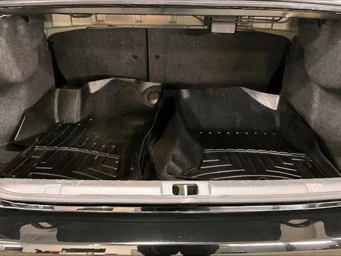 Used 2018 Subaru Impreza 2.0i Premium image 33