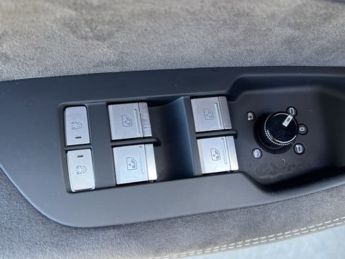 Certified 2024 Audi RS 7 Performance image 15