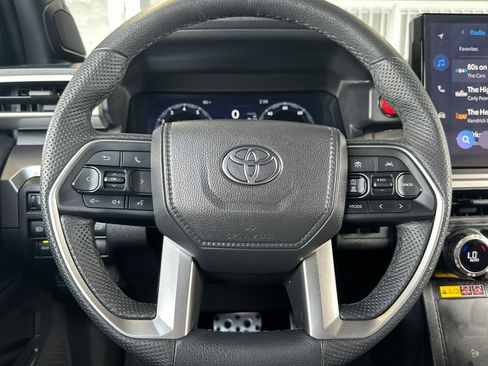 Certified 2025 Toyota Tacoma TRD Sport w/ TRD Sport Premium Package AWD/4WD image 21