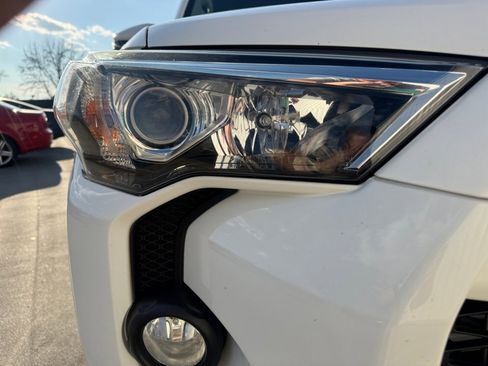 Used 2016 Toyota 4Runner Trail Premium image 27