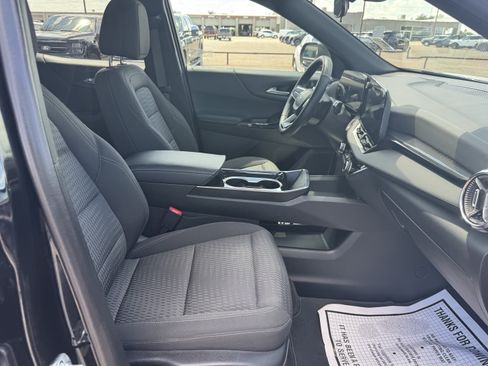 Used 2025 Chevrolet Equinox LT w/ Midnight Edition FWD image 33