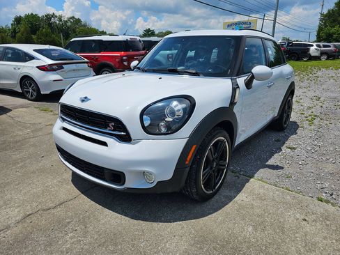 Used 2015 MINI Cooper Countryman S FWD image 1