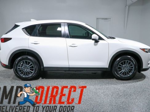 Used 2020 MAZDA CX-5 Touring FWD image 6