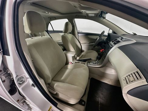 Used 2012 Toyota Corolla LE w/ Premium Pkg FWD image 28