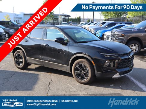 Used 2023 Chevrolet Blazer LT w/ Sound & Technology Package AWD/4WD image 1