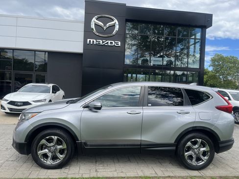 Used 2017 Honda CR-V EX image 2
