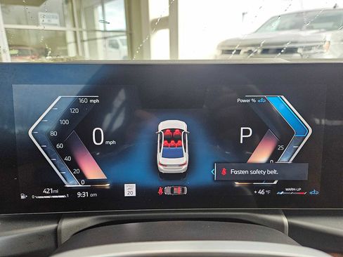 Used 2025 BMW 330i xDrive Sedan w/ Convenience Package image 27