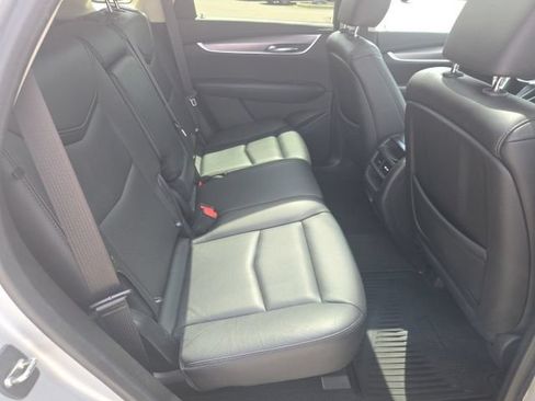 Used 2019 Cadillac XT5 Luxury FWD image 22